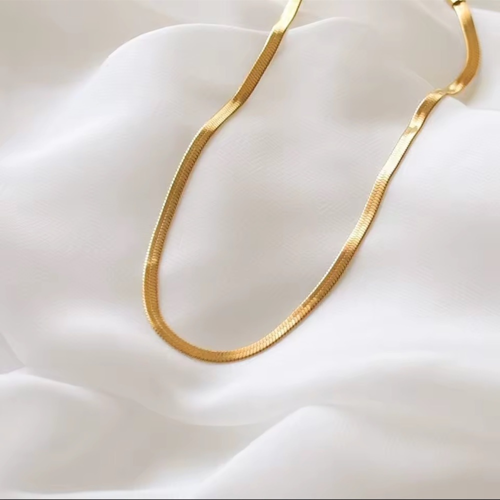 Zara Gold Herringbone Necklace